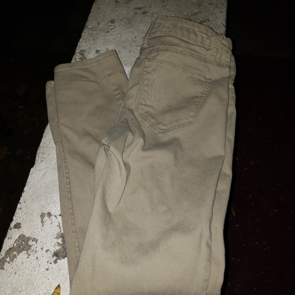 No Boundaries khaki jeans